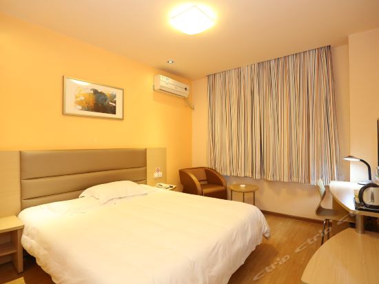 莫泰168(长沙火车站解放东路华海3c店)