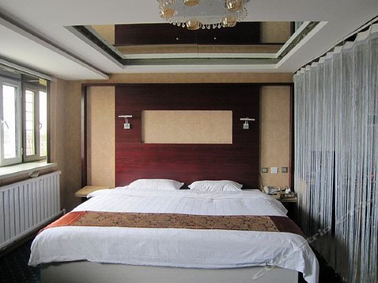 富锦建三江鼎豊商务宾馆